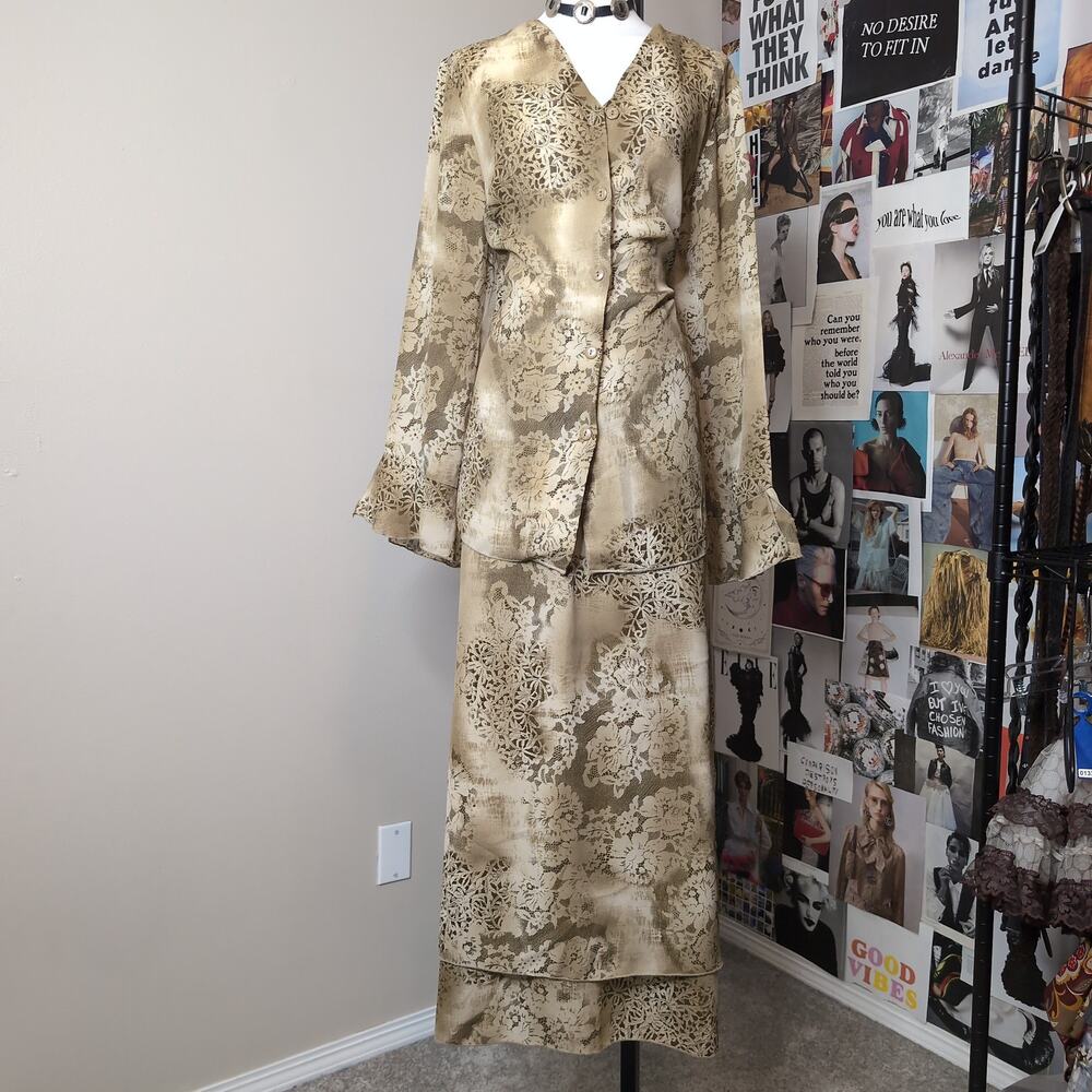 Vintage Lace Print Long Sleeve and Maxi Skirt Set